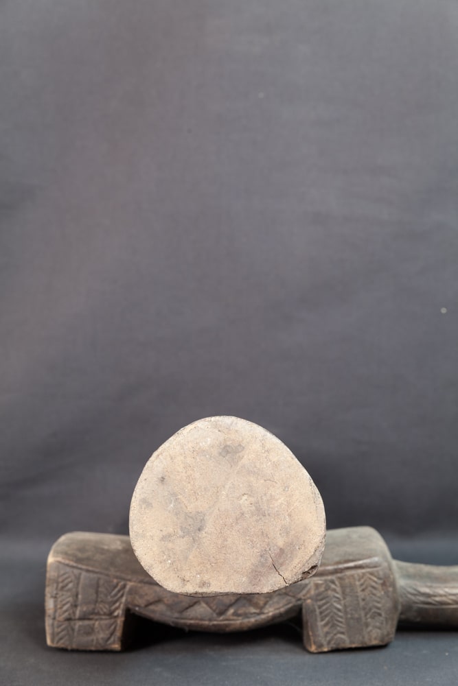 Statue Baoulé féminine debout -
