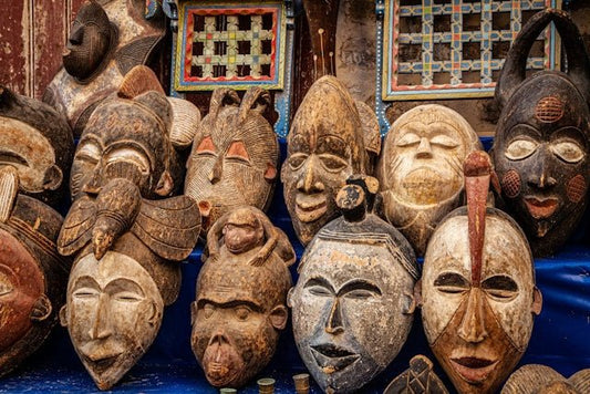 Le Masque africain en bois: un atout déco incontournable - Partd'Afrique