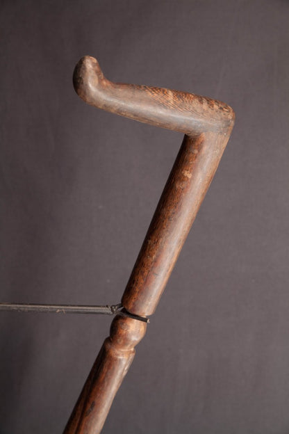 Canne africaine sculptée à poignée recourbée - 