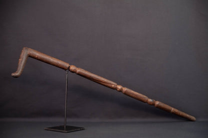 Canne africaine sculptée à poignée recourbée - 