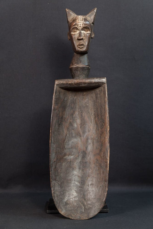 Cuillère en bois stylisé à cornes - 