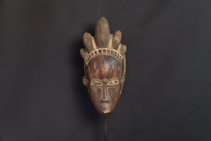 Masque Baoulé à coiffe en éventail - 