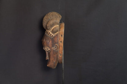 Masque Baoulé à coiffe en éventail - 