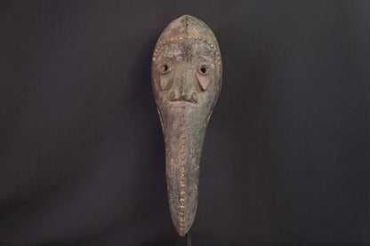 Masque Dan à bec d'oiseau allongé et yeux en amande - 
