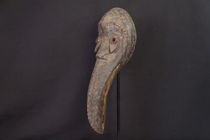 Masque Dan à bec d'oiseau allongé et yeux en amande - 