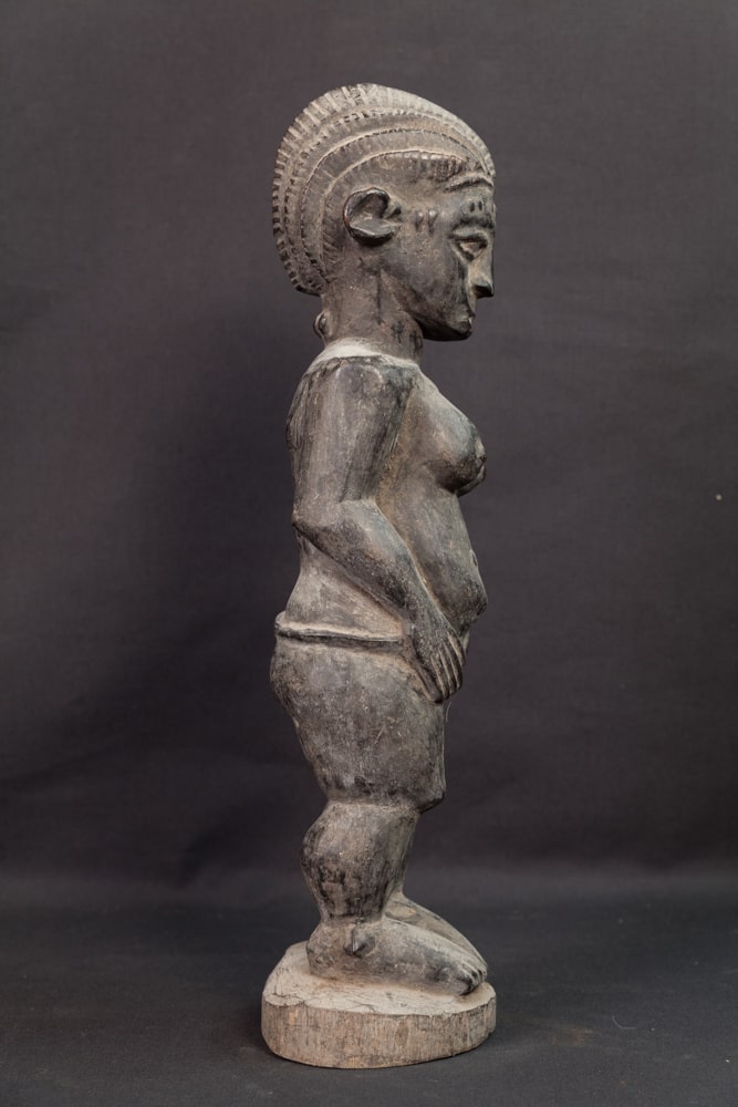 Statue Baoulé féminine debout - 