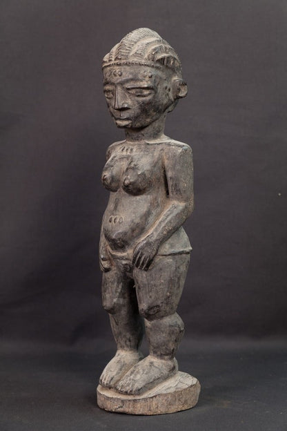 Statue Baoulé féminine debout - 