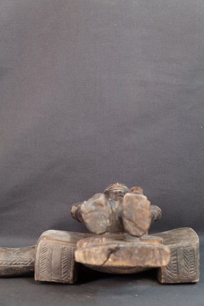 Statue Lobi assise cloutée à coiffe - tabouret - 