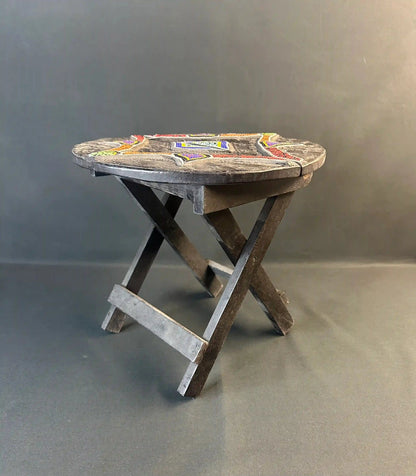 Tabouret africain pliant rond en bois perlé - 