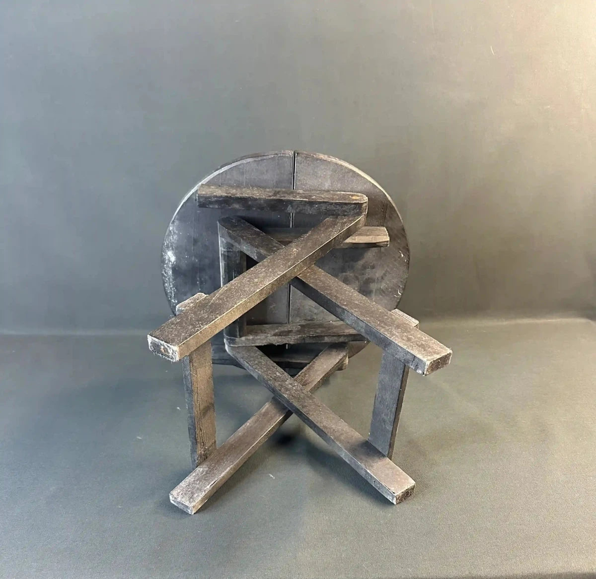 Tabouret africain pliant rond en bois perlé - 